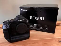 Canon EOS R1 systeemcamera