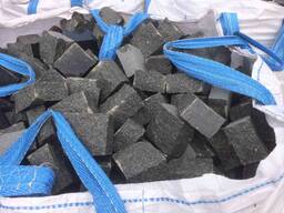 Gekloofde gabbro kasseien 10×10×5 cm — vanaf 52 EUR/t EXW Oekraïne