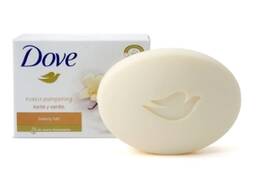 Różowe mydło Dove (90 g)