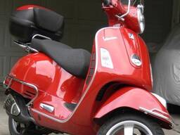 Vespa GTS 300 -skootteri
