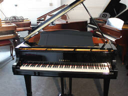 Yamaha C3 Grand Piano/Hammond A-100 Organ